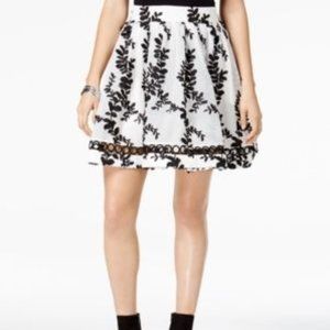 Mare Mare white and black floral skirt